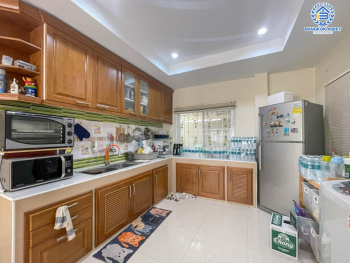 *****บ้านเดี่ยวมือสองย่านกรุงเทพฯ ม.สวนหลวงวิลล์ เฉลิมพระเกียรติ เนื้อที่ 63.2 ตร.ว. ฟังก์ชัน 3 ห้องนอน 4 ห้องน้ำ 1 ที่จอดรถ บ้านสวยสภาพดี แถมฟรี เครื่องปรับอากาศ 3 เครื่อง + เครื่องทำน้ำอุ่น 2 เครื่อง บนทำเลแห่งการเดินทาง เชื่อมต่อหลลายเส้นทาง อาทิ เช่น ถ.กาญจนาภิเษก, ถ.เฉลิมพระเกียรติ ร.9, ถ.บางนา-ตราด ใกล้สนามบินสุวรรณภูมิ